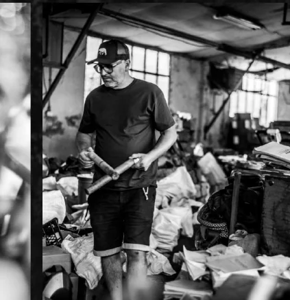 Kristijan Pančić Criss working in his workshop